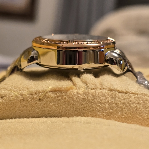 Invicta Diamond Bezel Chronograph Sapphire Coated Watch - Picture 5 of 16